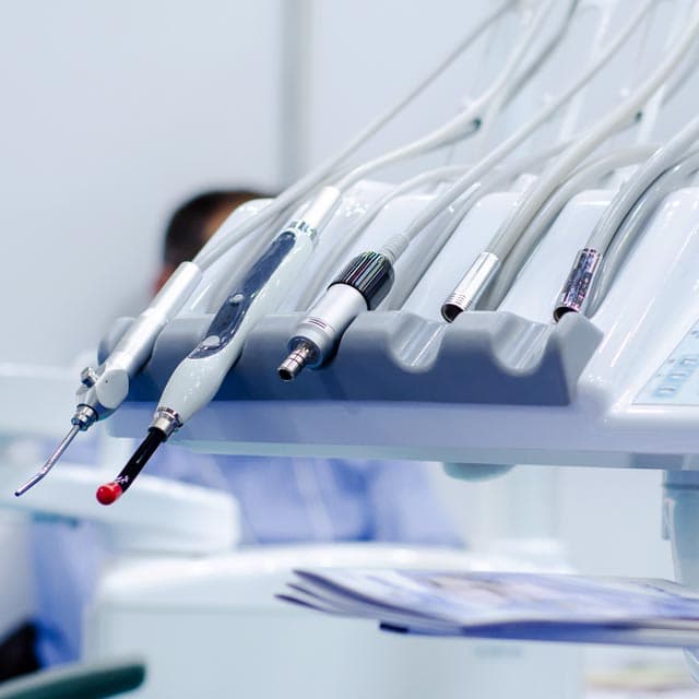 Tratamientos dentales en Narón para la salud de su sonrisa